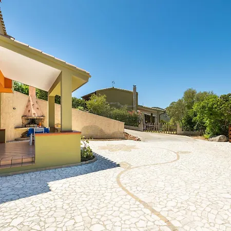 Luli By Interhome * וילסימיוס